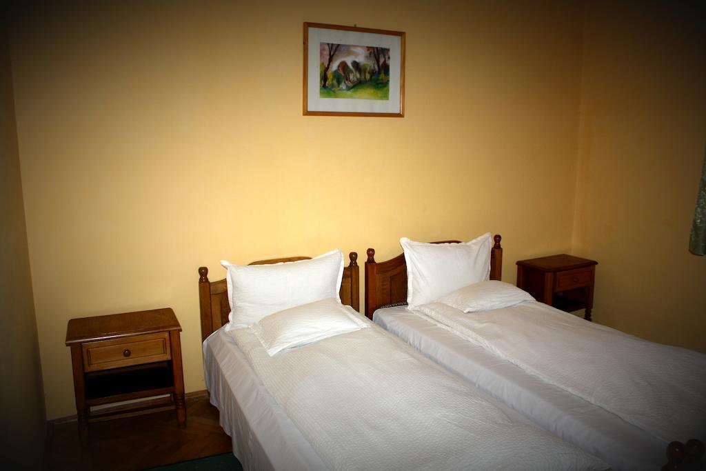 Hotel Tivoli Sovata Habitación foto