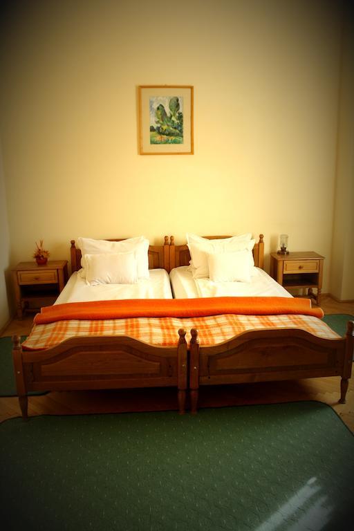 Hotel Tivoli Sovata Habitación foto