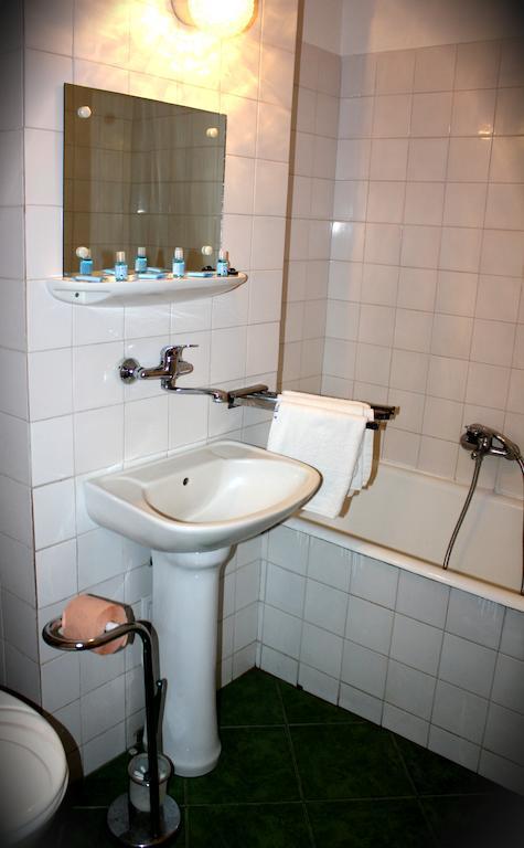 Hotel Tivoli Sovata Habitación foto