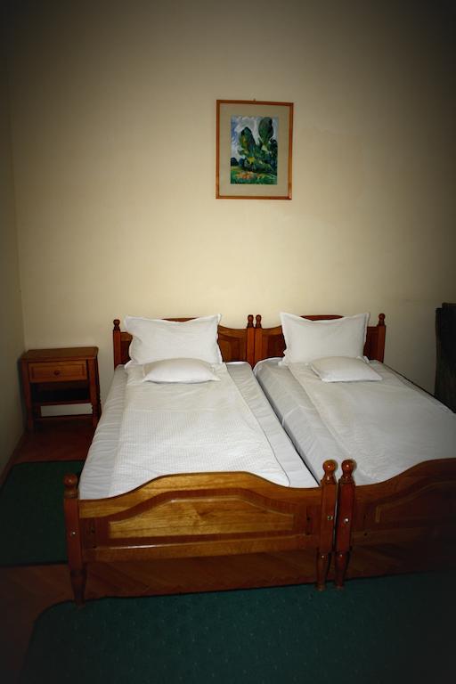 Hotel Tivoli Sovata Habitación foto